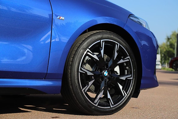 BMW 120 4 of 13