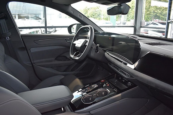 Audi A6 4 of 6