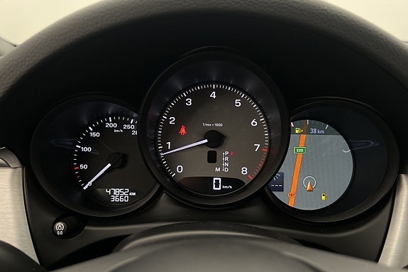 Porsche Macan S 19 of 30