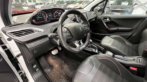 Peugeot 2008 11 of 22