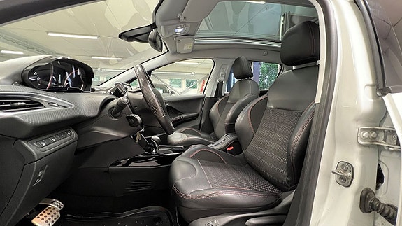 Peugeot 2008 12 of 22