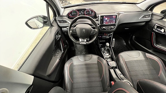Peugeot 2008 8 of 22