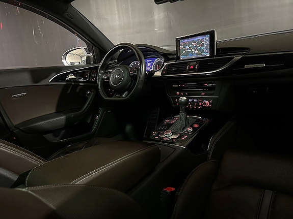 Audi RS6 14 of 30