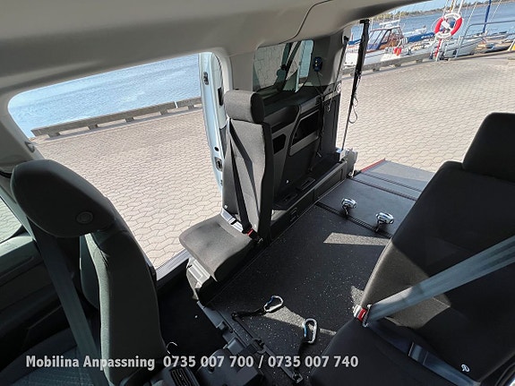 Ford Tourneo Connect 17 of 30