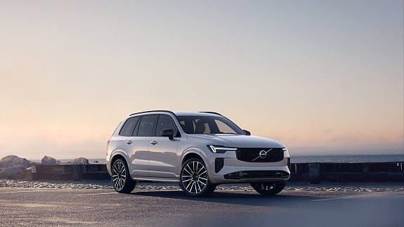 Volvo XC90 9 of 16
