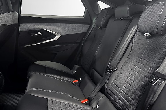 Peugeot 3008 15 of 18