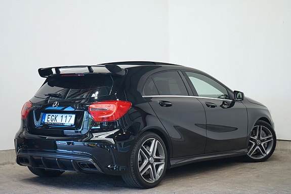 Mercedes-Benz A45 4 of 5