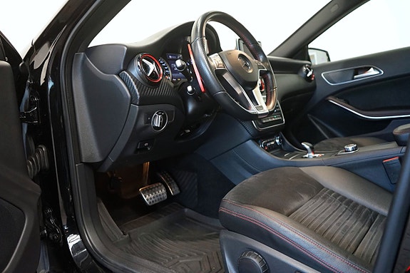 Mercedes-Benz A45 10 of 14