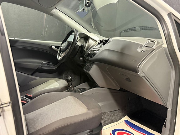Seat Ibiza 8 of 13