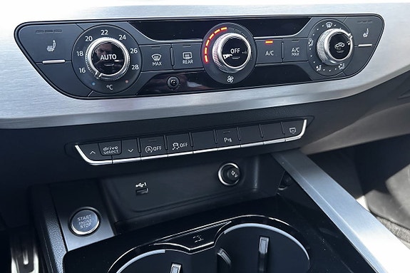 Audi A4 21 of 25