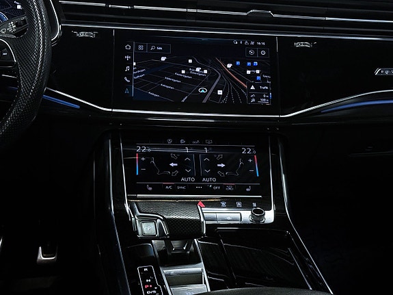 Audi Q7 21 of 30