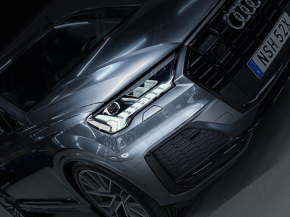 Audi Q7 4 of 30