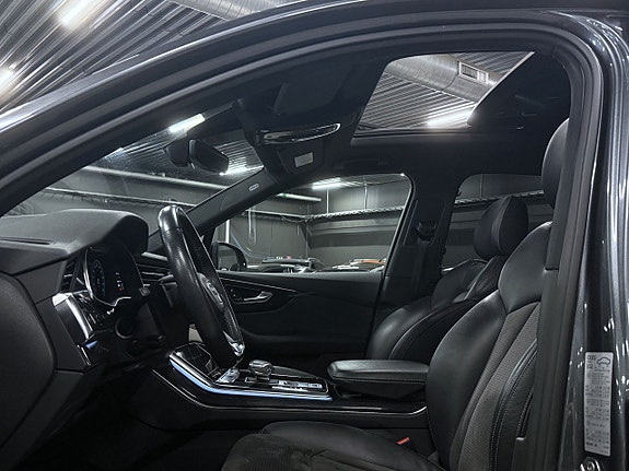 Audi Q7 5 of 5