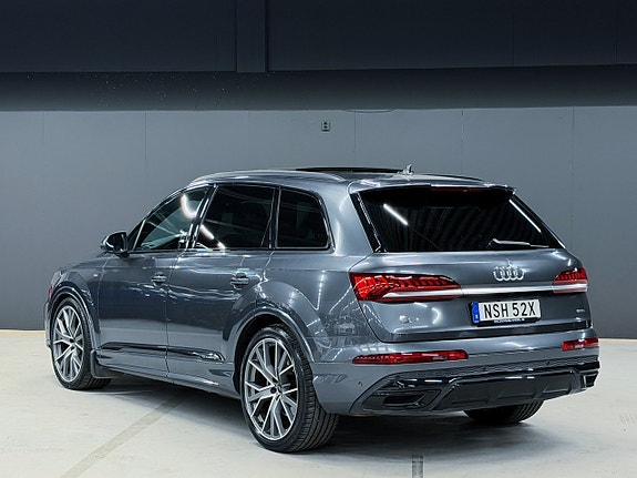 Audi Q7 20 of 30