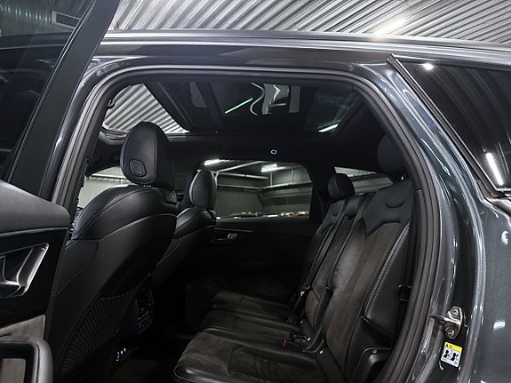 Audi Q7 19 of 30