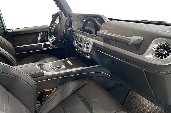 Mercedes-Benz G63 10 of 22