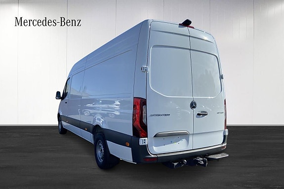 Mercedes-Benz Sprinter 208 4 of 5