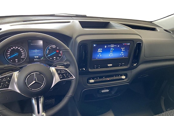 Mercedes-Benz eVito 112 2 of 5