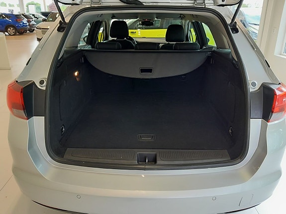 Opel Astra 9 of 9