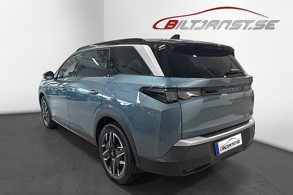 Peugeot 5008 3 of 5