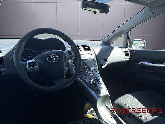 Toyota Auris 10 of 10