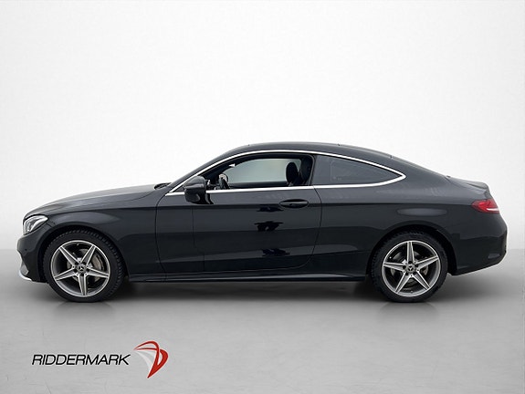 Mercedes-Benz C200 4 of 5