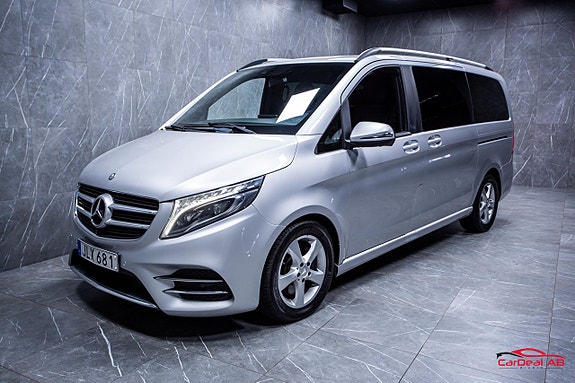Mercedes-Benz V220 d 3 of 5