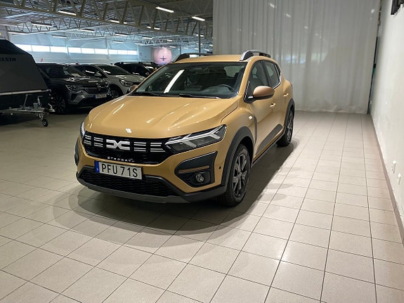 Dacia Sandero Stepway 2 of 5