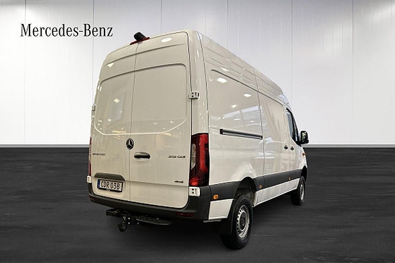 Mercedes-Benz Sprinter 319 4 of 17