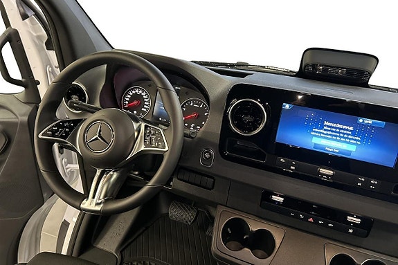 Mercedes-Benz Sprinter 319 16 of 17