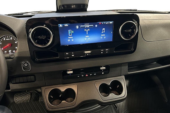 Mercedes-Benz Sprinter 319 13 of 17