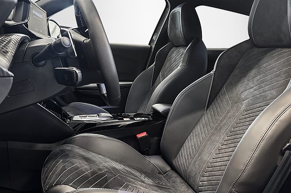 Peugeot 2008 5 of 5
