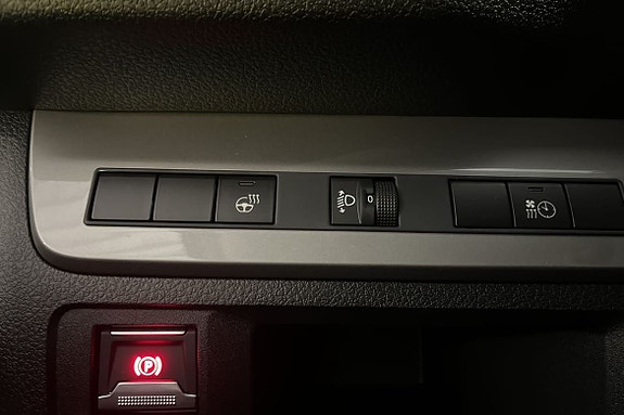 Opel Vivaro 13 of 14