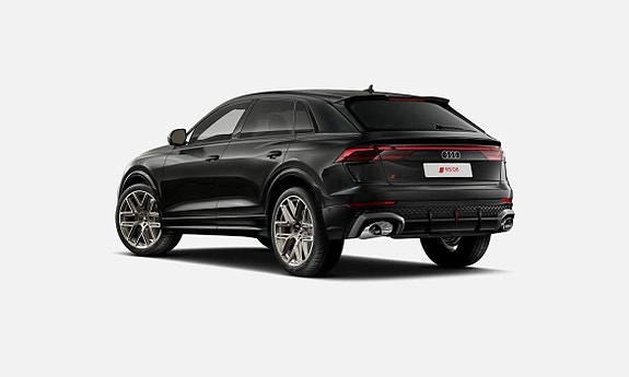 Audi RS Q8 2 of 5