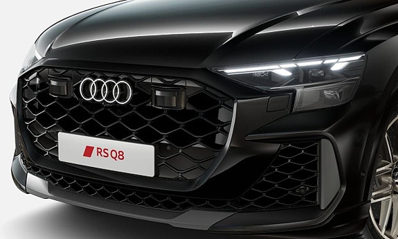 Audi RS Q8 6 of 8