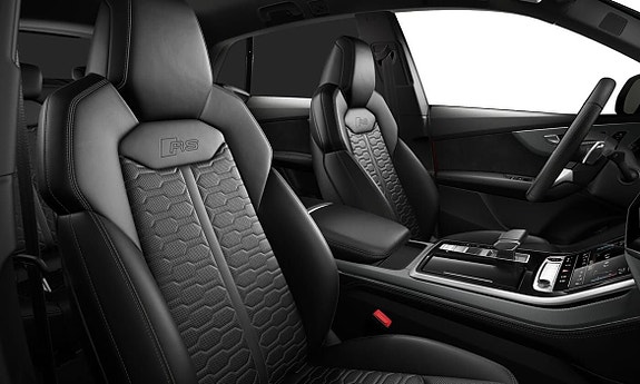 Audi RS Q8 7 of 8