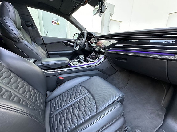 Audi RS Q8 26 of 28