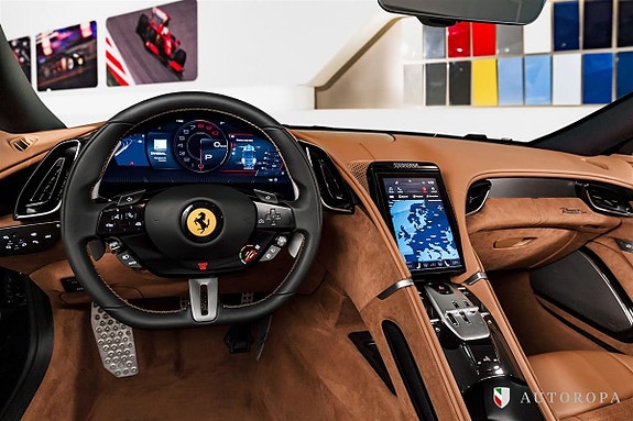 Ferrari Roma Spider 7 of 10