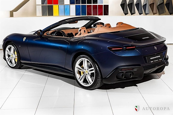 Ferrari Roma Spider 4 of 5