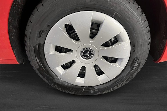 Mercedes-Benz eCitan 19 of 23