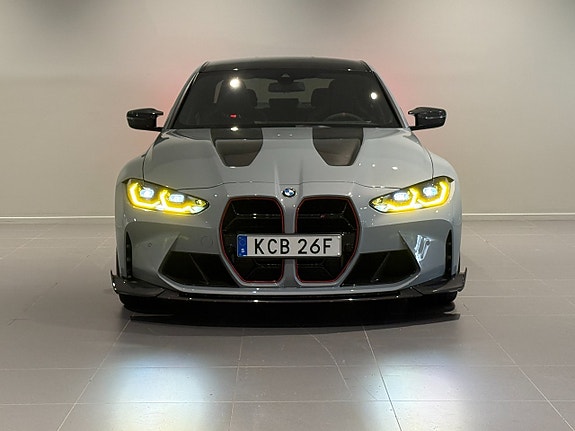 BMW M3 2 of 5