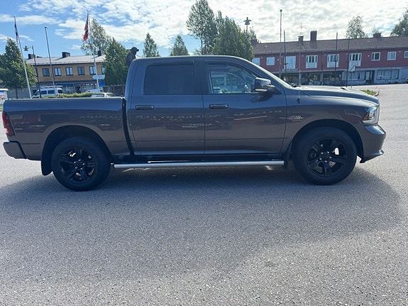 Dodge RAM 1500 5 of 5
