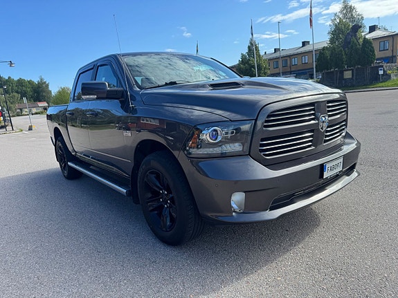 Dodge RAM 1500 3 of 5