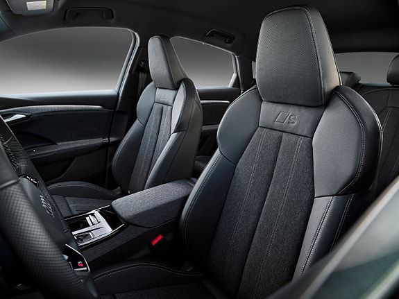 Audi Q6 e-tron 10 of 11