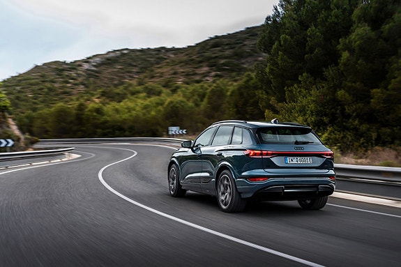 Audi Q6 e-tron 5 of 5
