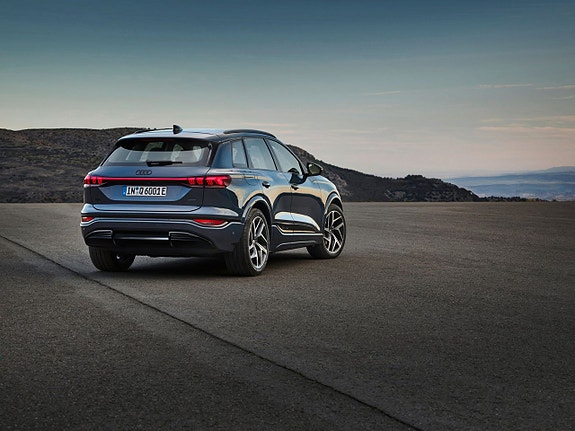 Audi Q6 e-tron 2 of 5
