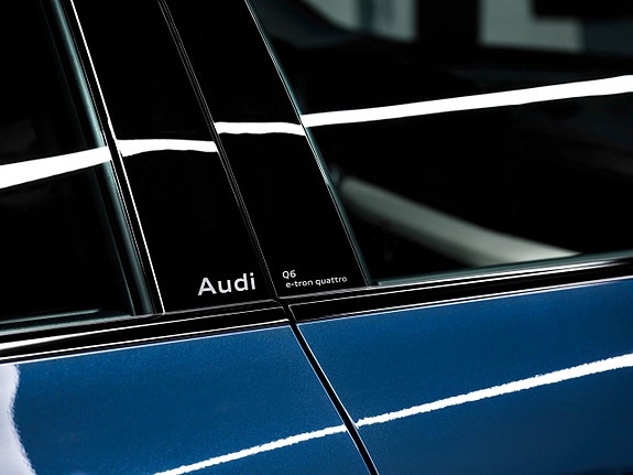Audi Q6 e-tron 6 of 11