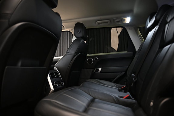 Land Rover Range Rover Sport 11 of 30