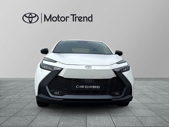 Toyota C-HR 5 of 23