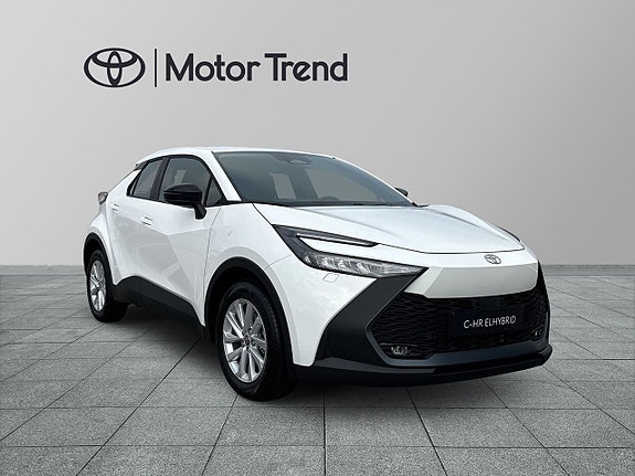 Toyota C-HR 6 of 23